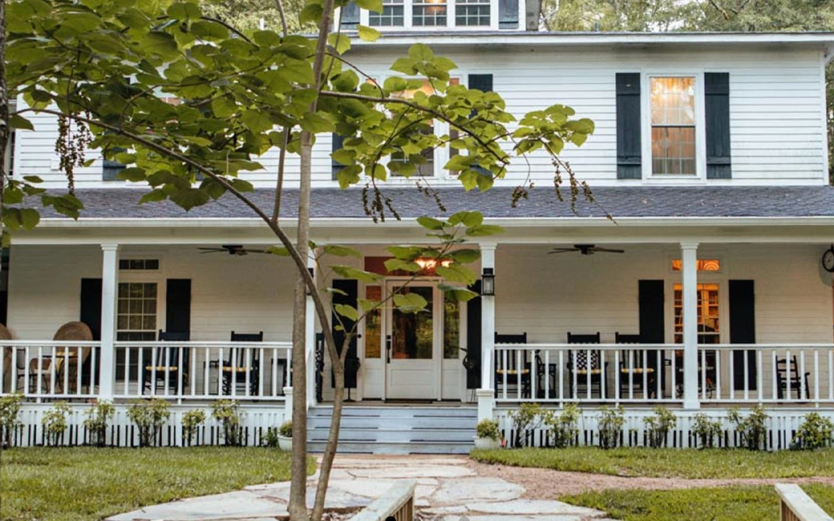 The Bird & Butterfly Inn